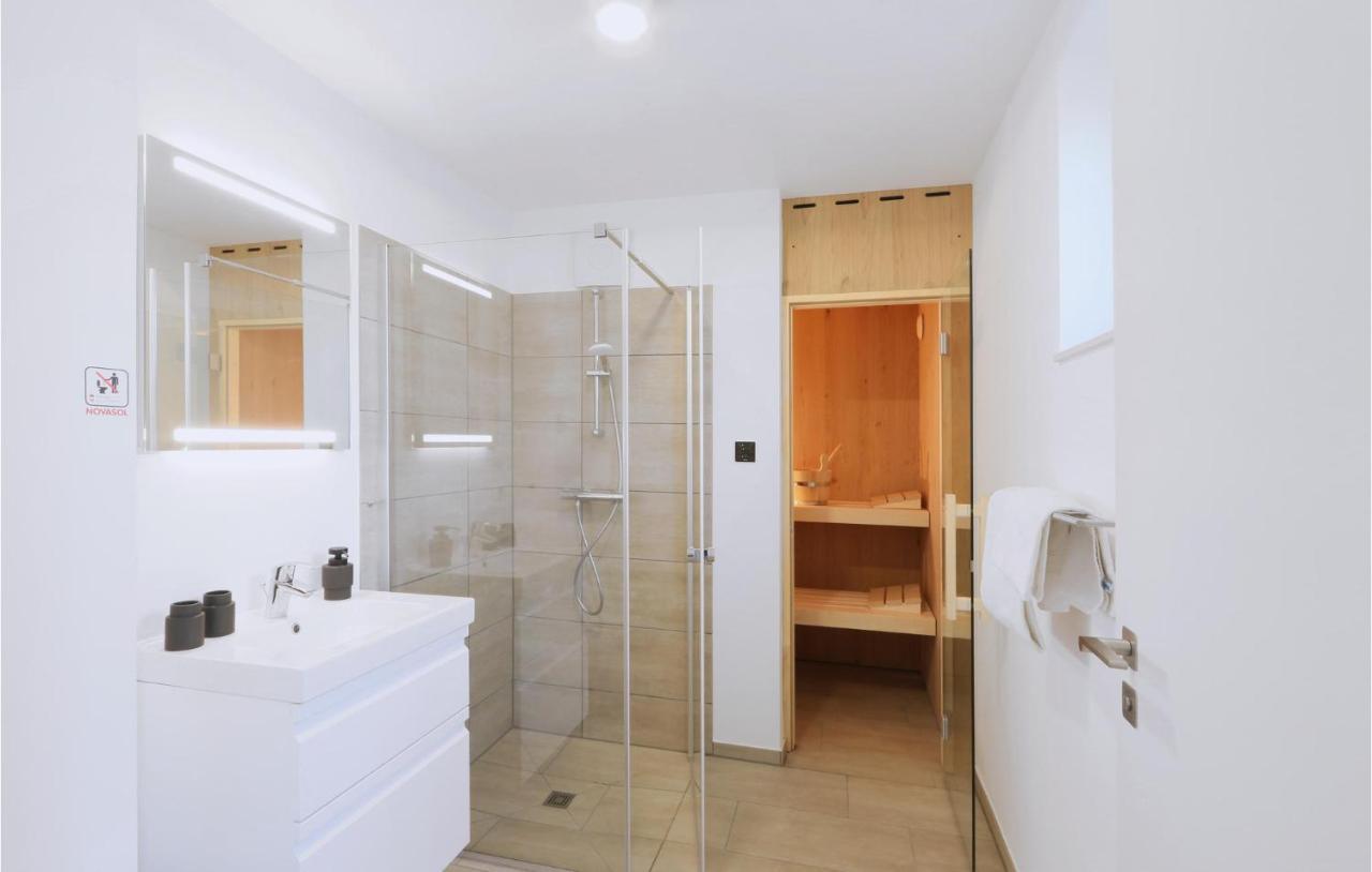 Stunning Home In Lembruch-Duemmer See With Wifi מראה חיצוני תמונה