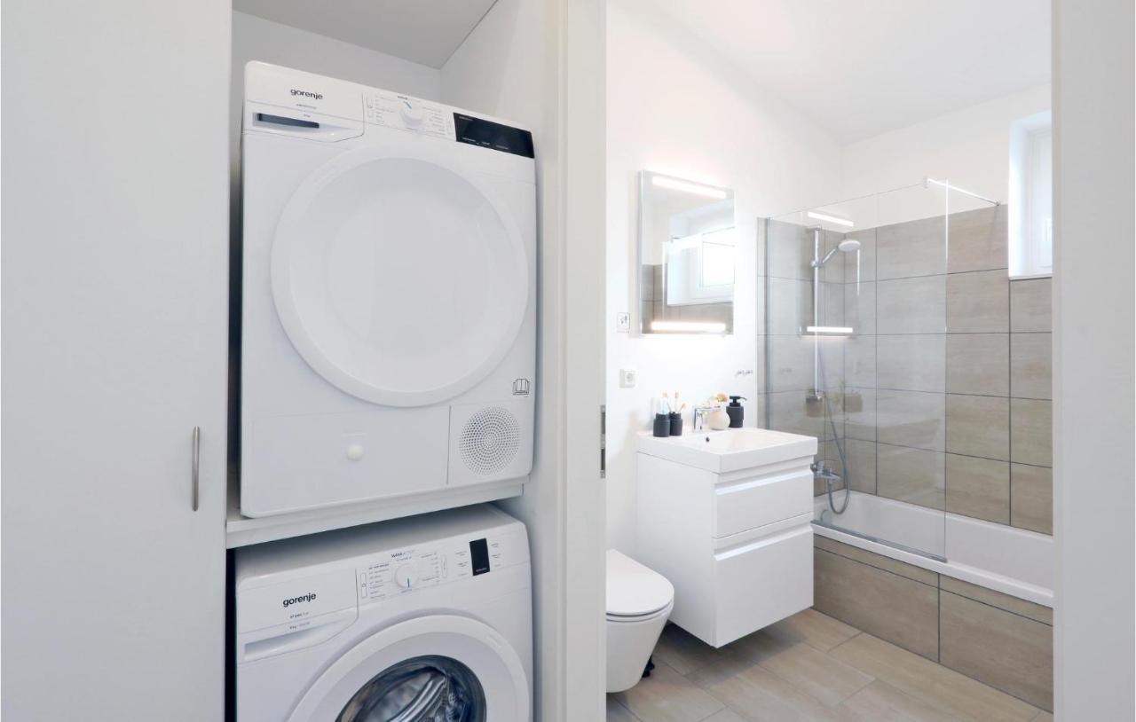 Stunning Home In Lembruch-Duemmer See With Wifi מראה חיצוני תמונה